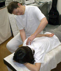 みなけん施術者