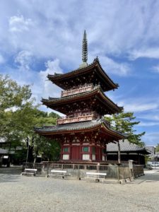 鶴林寺三重塔
